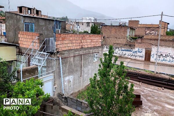 باران بهشتی، رنگین کمان زیبا و نسیم باطراوت بهاری هدیه اردیبهشت ماه در شهر بار