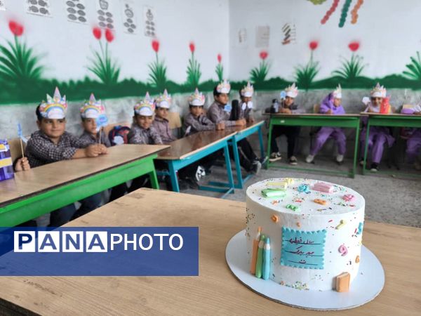 شور و شوق آغاز مدرسه؛ جشن به‌یادماندنی کلاس‌اولی‌ها در روستای مزرعه