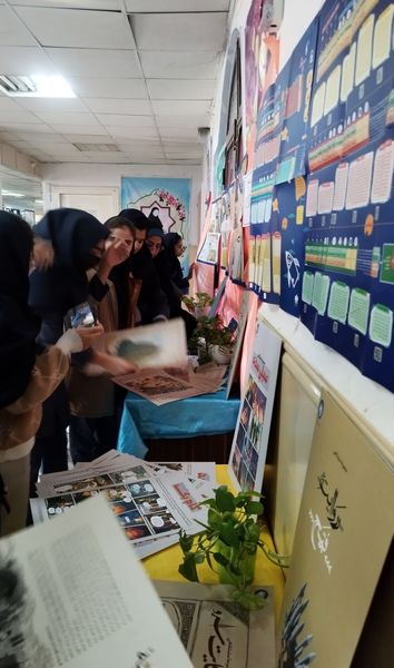 پایان نمایشگاه ایرانمون در مدرسه شهدای فرهنگی ۲ خرم آباد 