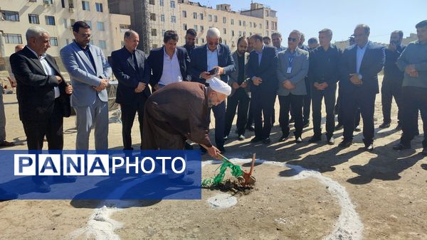 آیین کلنگ زنی آموزشگاه جعفر برزگر ناحیه یک مشهد