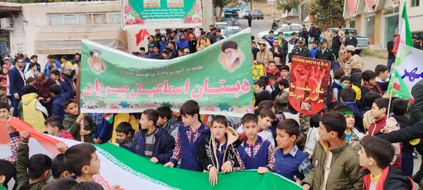 راهپیمایی روز13 آبان در شهر کلات برگزار شد