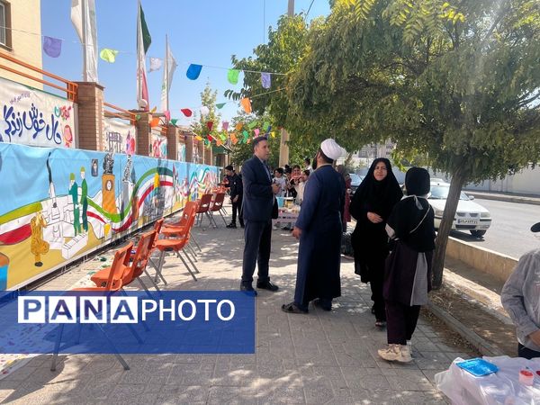 رنگ‌آمیزی دیوارنگاره‌ از ظهور تا مقاومت توسط کودکان و نوجوانان استان چهارمحال و بختیاری
