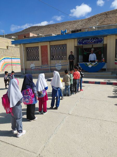 جشن شکوفه ها در مدارس خراسان شمالی