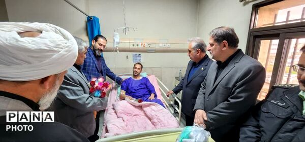 فرماندار همدان از روند درمان مجروحان «جنگ رمضان» بازدید کرد