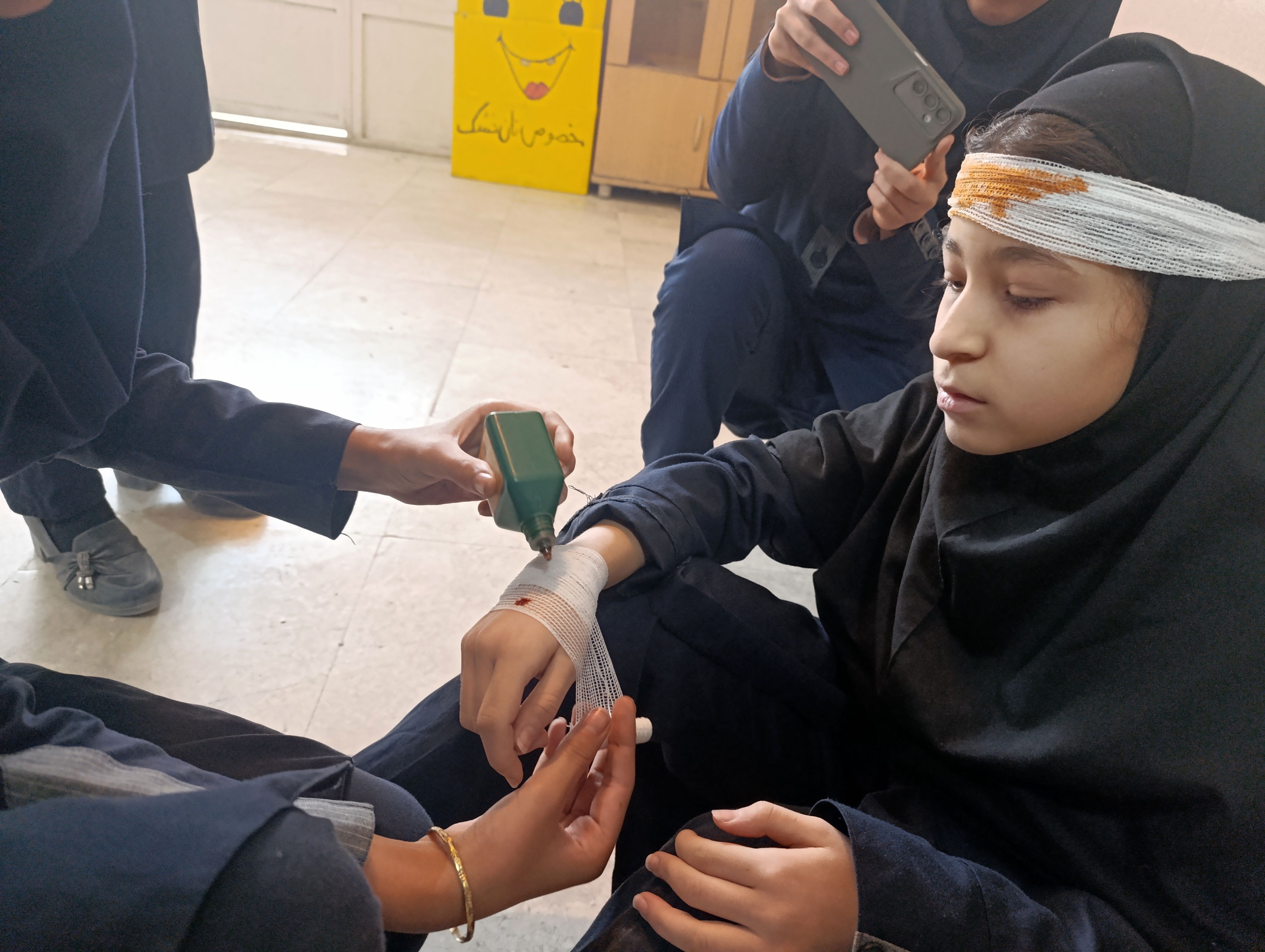 بیست‌وهفتمین مانور سراسری زلزله و ایمنی در دبیرستان میرزا جعفر سروقد