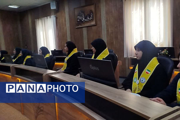 انتخابات مجلس دانش‌آموزی دختران در ناحیه ۴ شیراز