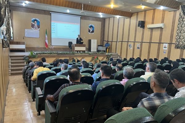 برگزاری طرح سفر یادگیری ویژه معلمان شهرستان مانه و سملقان 