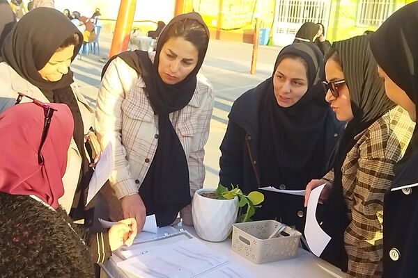 طرح دیدار و ارائه کارنامه هشدار در دبیرستان مهر نیشابور