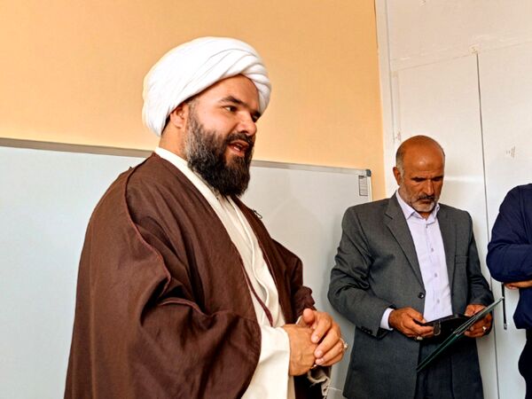 لبخند شادی بر لب های دانش آموزان فدافن؛ مدرسه جدید میزبان آنان خواهد بود 
