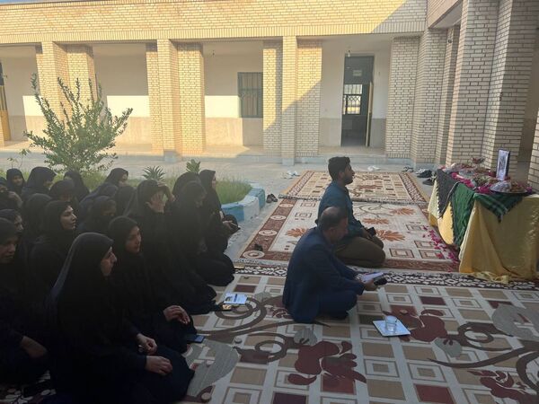 آغاز روز دانش‌آموزان رودخانه با قرائت زیارت عاشورا