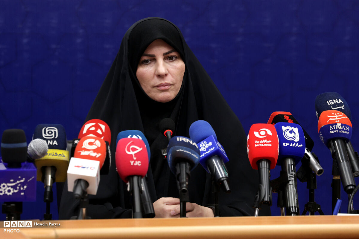 الگوی سوم زن مسلمان باید به دختران و زنان عراق منتقل شود/ برای دختران نوجوان در اربعین سال آینده برنامه‌ریزی ویژه می‌کنیم