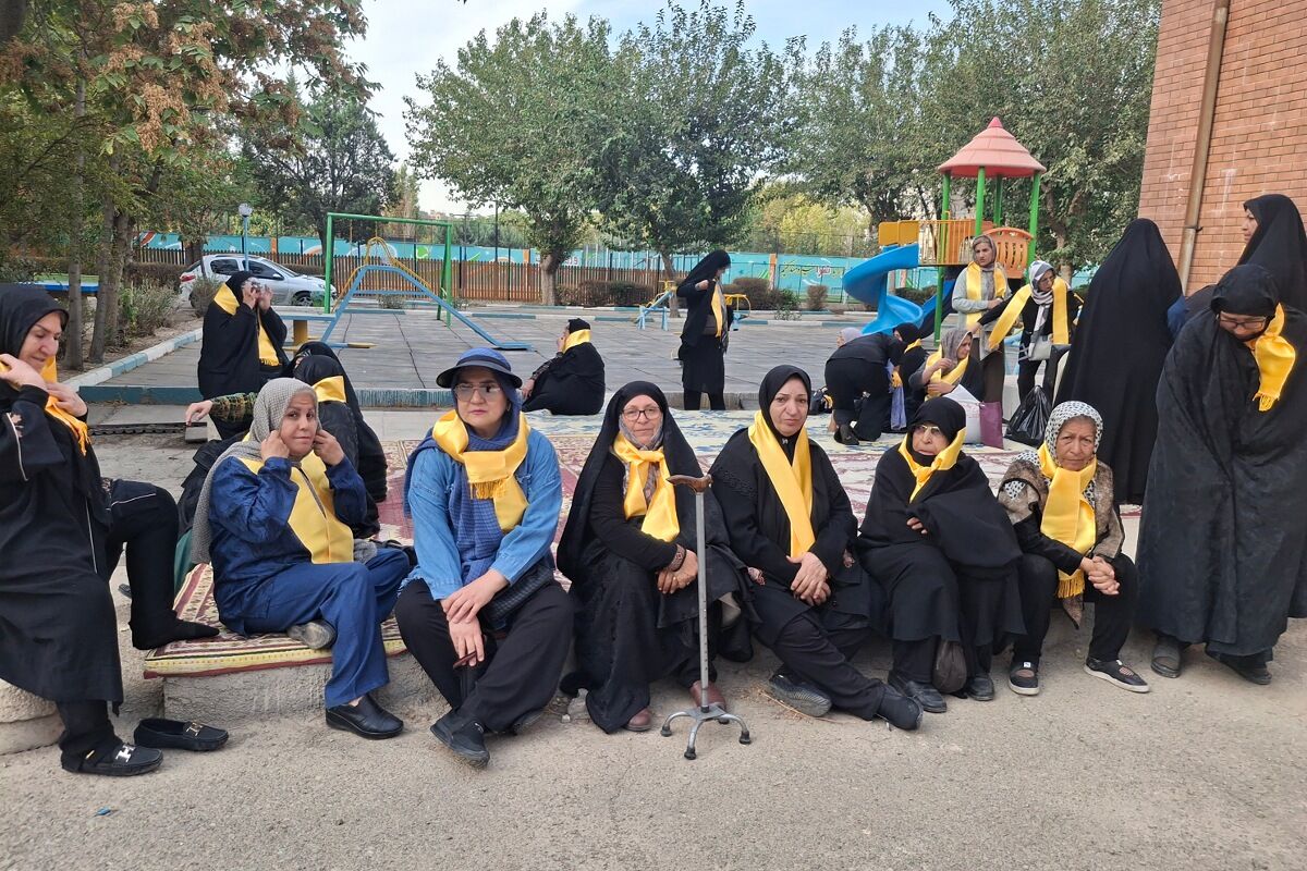 میزبانی کانون فرهنگی تربیتی امام خمینی (ره) از سالمندان در هفته سالمند