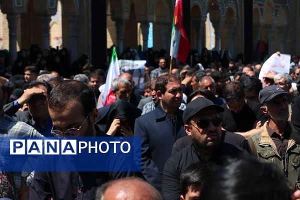 وداع با پیکر مطهر شهید حسین امیرعبدالهیان در شهرستان ری