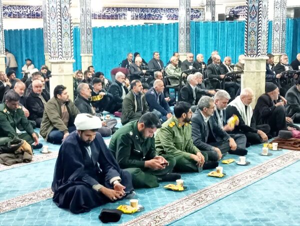 برگزاری مراسم شهرستانی به‌مناسبت تدفین شهیدان نصرالله و صفی‌الدین در شهرستان فیروزکوه