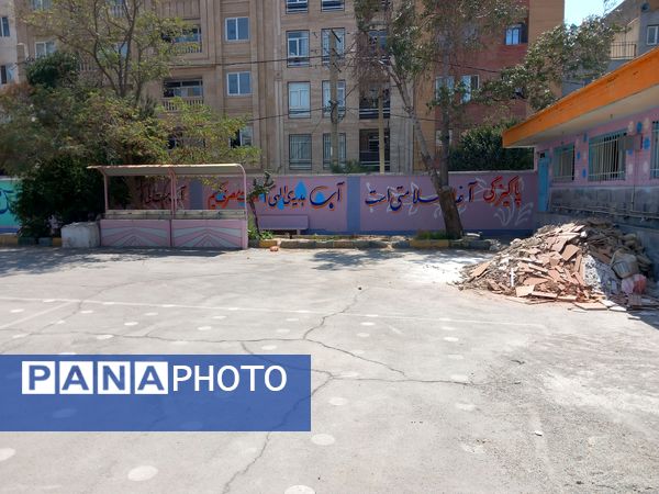 نوسازی و انجام اقدامات پروژه مهر در استقبال از بازگشایی مدارس در مدرسه عطیه شهرستان ملارد