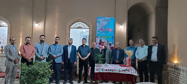 مراسم تقدیر از خبرنگاران شهرستان خلیل‌آباد