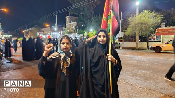 جمع حامیان ایران در میدان بهشتی پلدختر