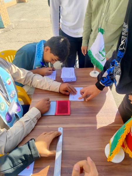 انتخابات شورای دانش آموزی در دبیرستان شاهد ابوذر غفاری نیشابور 