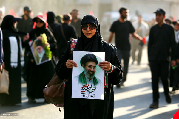مراسم تشییع پیکر مطهر رهبر شهید انقلاب در تهران - 4