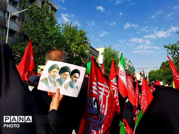 آخرین سلام؛ از میدان انقلاب تا میدان آزادی، تهران در آیین وداع با رهبر شهید