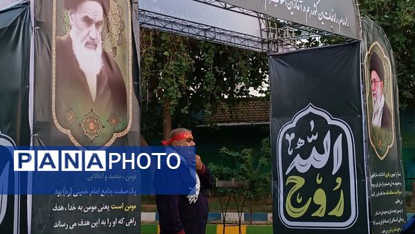 اعزام کارکنان صنعت نفت جنوب برای حضور در مراسم ارتحال امام (ره)