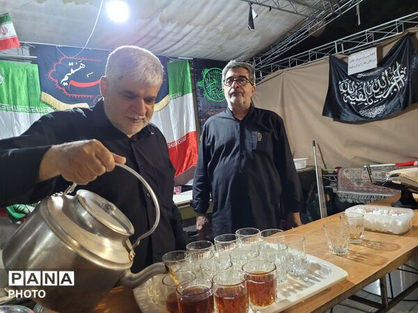 اجتماع دانش آموزان ناحیه سه در میدان احمدآباد