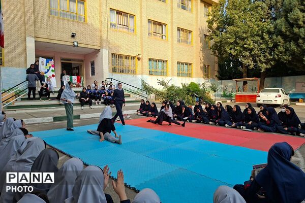 افتتاحیه المپیاد ورزشی درون مدرسه‌ای در آموزشگاه ۱۳ آبان ملارد