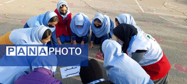 بیست و هفتمین دوره مانور زلزله در مدرسه بنت الهدی صدر ۲ 