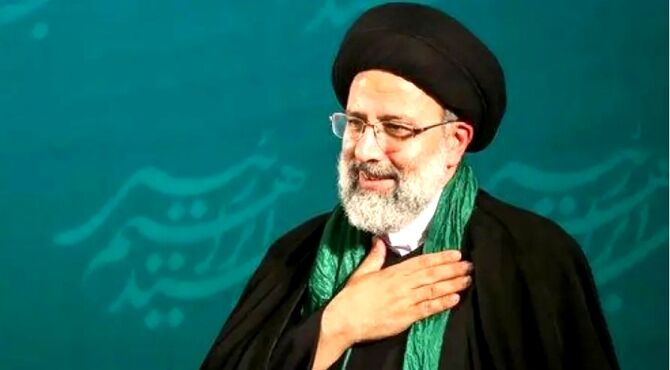 رمز موفقیت دولت شهیدرئیسی ولایت‌مداری بود/ باید برای مردم جانفشانی کرد