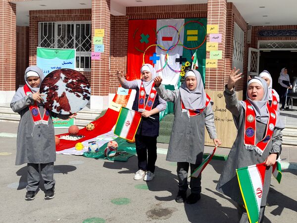 نشاط المپیاد درون مدرسه ای در دبستان پورشهریاری