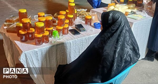 تجلی خودکفایی بانوان کارآفرین در نمایشگاه اقتصاد مقاومتی اراک