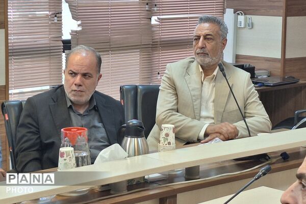 دومین جلسه شورای آموزش و پرورش شهرستان پردیس 