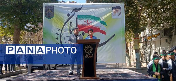 حضور پرشور مردم در راهپیمایی ۱۳ آبان طرقبه