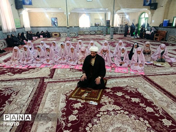 جشن تکلیف دختران جوکار به یاد دانش‌آموزان میناب برگزار شد