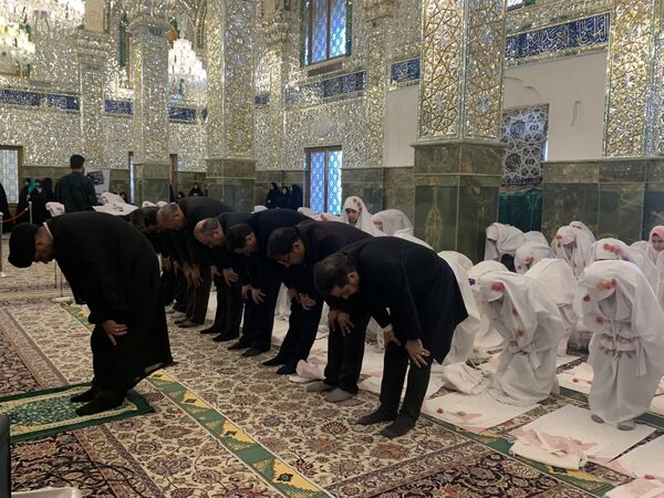 جشن تکلیف دانش آموزان دختر در حرم حضرت زینب (س)