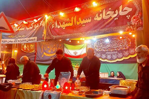 شام غریبان خورشید؛ جلوه‌های سوگواری مردم آباده در رثای رهبر شهید