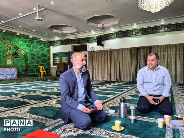 نشست دبیرخانه مدارس تخصصی حفظ قرآن کریم در تبادکان با هدف راه‌اندازی ۱۹ مدرسه قرآنی