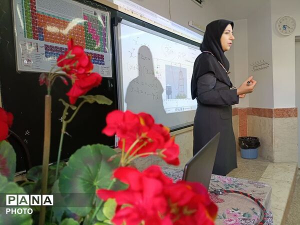 معلم‌های نمونه؛ معماران آینده و الهام‌بخش نسل‌ها