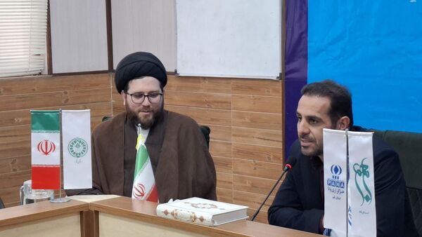 نشست صمیمی اعضای مجلس دانش‌آموزی و خبرنگاران پانا با معاون تربیت‌بدنی و سلامت آموزش و پرورش قم