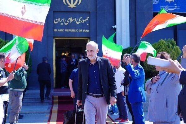 نبی: مشکلات زیادی را پشت سر گذاشتیم/ تمرکز تیم ملی روی موفقیت در جام جهانی است