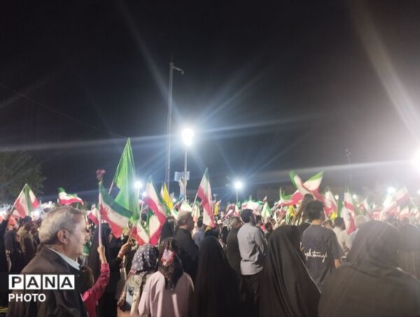 جشن ازدواج زوج انقلابی در تجمعات شبانه مردم پاکدشت
