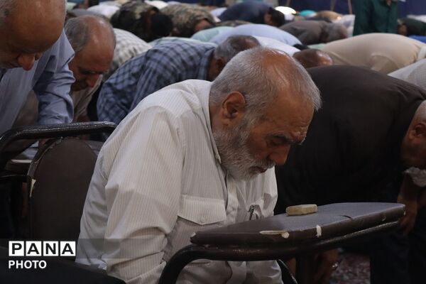  نماز جمعه در مصلی نسیم شهر