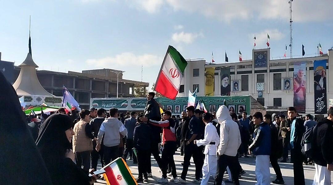 خروش پرشور مردم مشهد در روز ملی مبارزه با استکبار جهانی