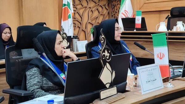 نشست هم‌اندیشی مسئولان سازمان دانش‌آموزی استان فارس روز دوم