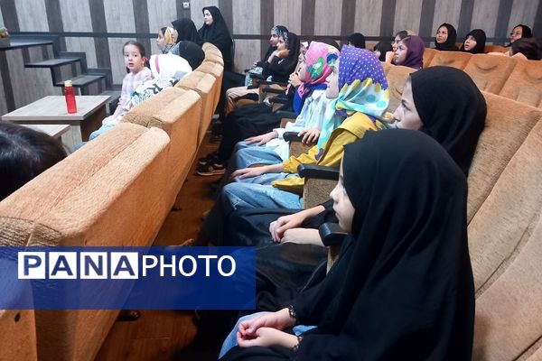 کارگاه آموزشی سرود ملائک در کانون فرهنگی تربیتی ملائک شهرستان قرچک