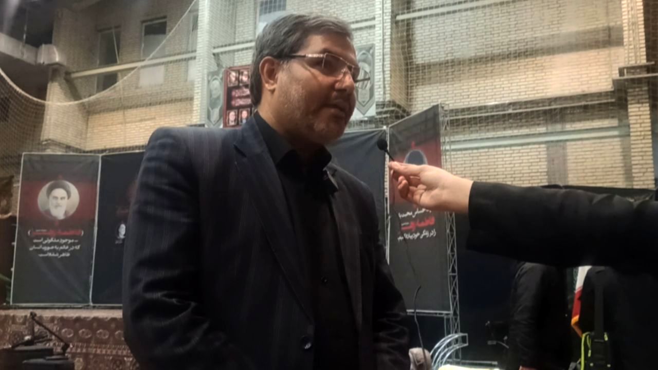 اجتماعات فاطمی سطح مشهد مقدس باعث افزایش روحیه معنوی و همبستگی می‌شود 