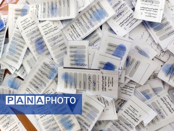 انتخابات شورای دانش آموزی در زاوه