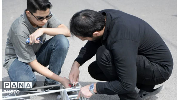 برپایی موکب دانش‌آموزی قاسم ابن الحسن (ع) در یزد
