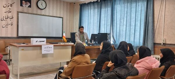 انتخابات شورای دانش‌آموزی در کانون فرهنگی و تربیتی علامه طباطبایی فامنین
