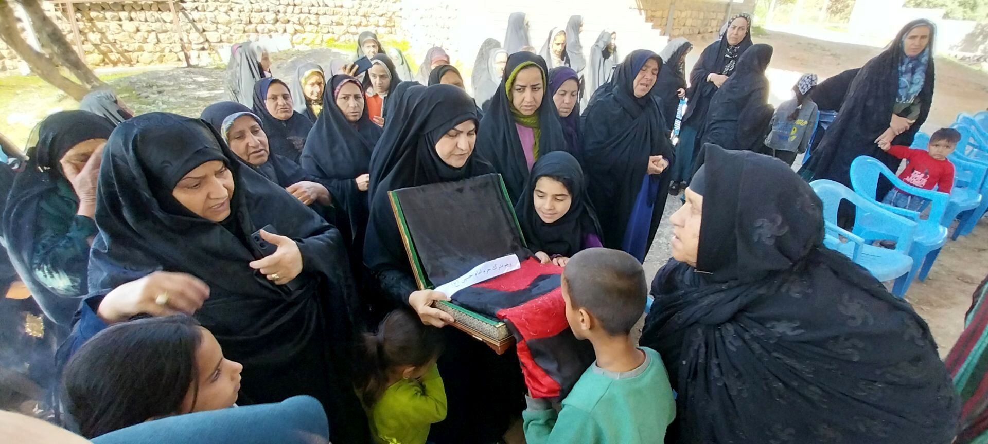 قاب های ماندگار از روستای شیاسی در استقبال از پرچم متبرک حرم امام حسین(ع)